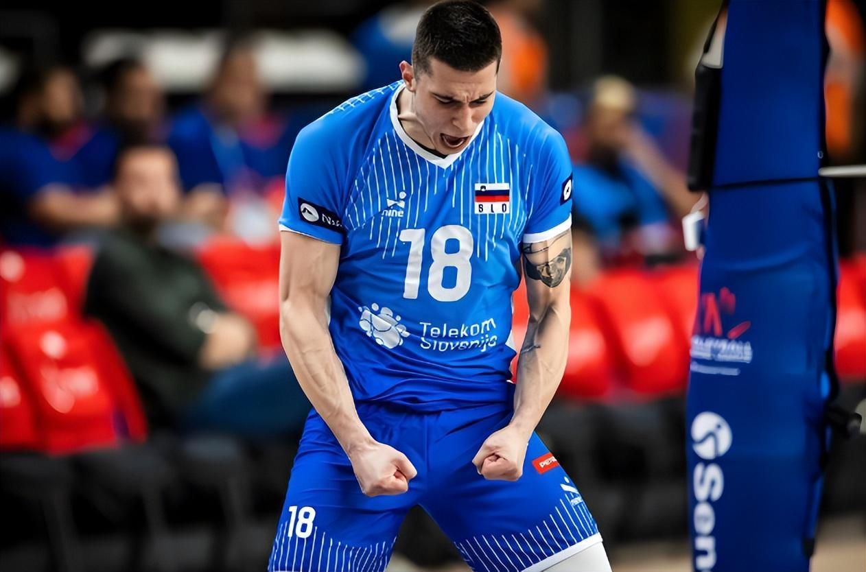 开云团队-他或成U23国足首位归化国脚，曾在U21联赛拿过金靴，值得考虑